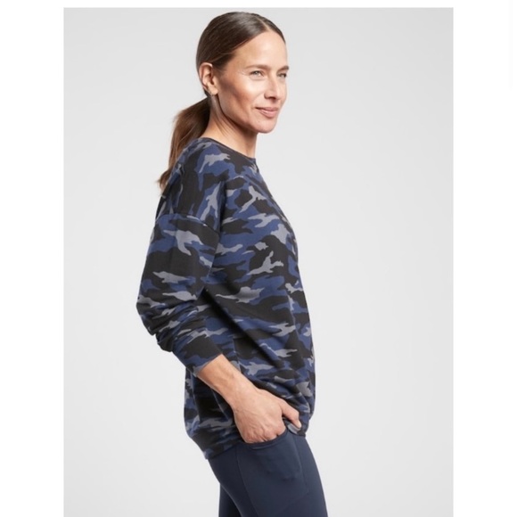 Athleta Balanced Printed Pullover Small Blue/Black Camo Small - Picture 2 of 7